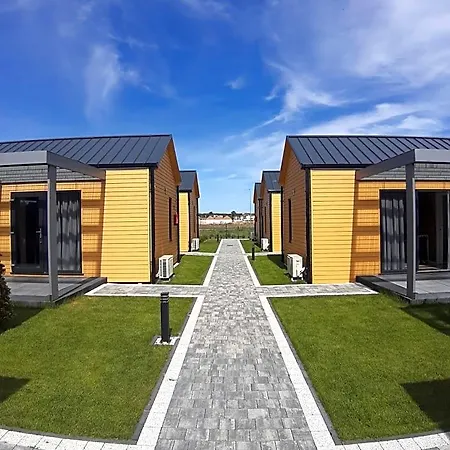 Yellow House Ferienhaus *